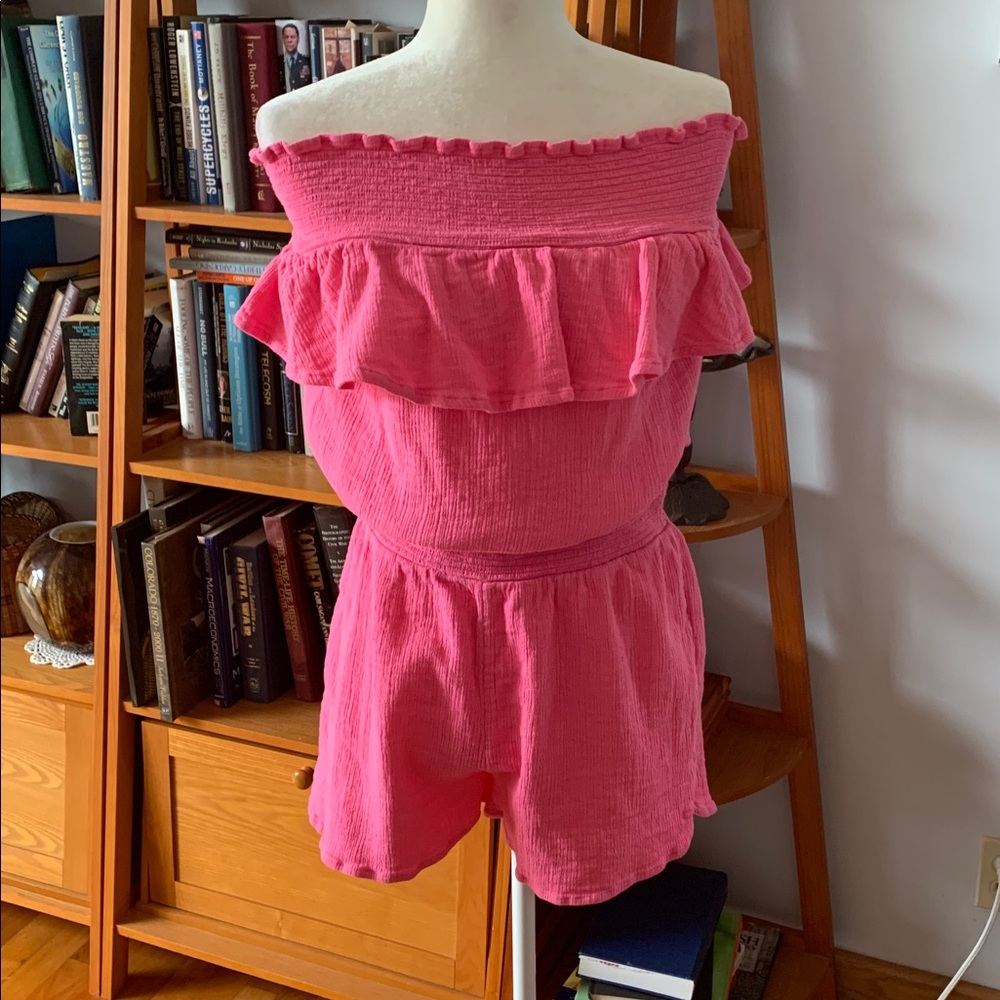 Vineyard Vines Pink Textured Fabric